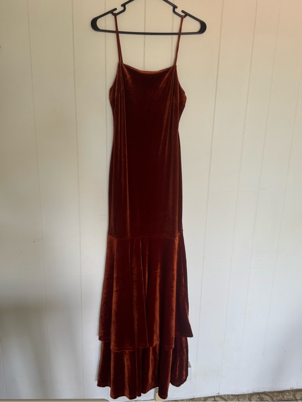 SHEIN Rust Velvet Spaghetti Strap Maxi Dress